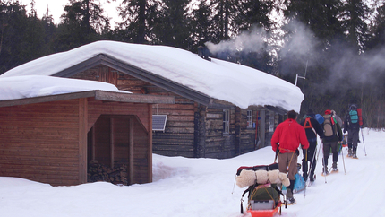 Winter-Freizeiten Winter - Hütten -Trekking und Hundeschlittentour
